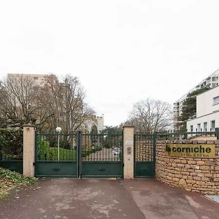 Isatis - Superbe Appt Avec Balcon Apartment *